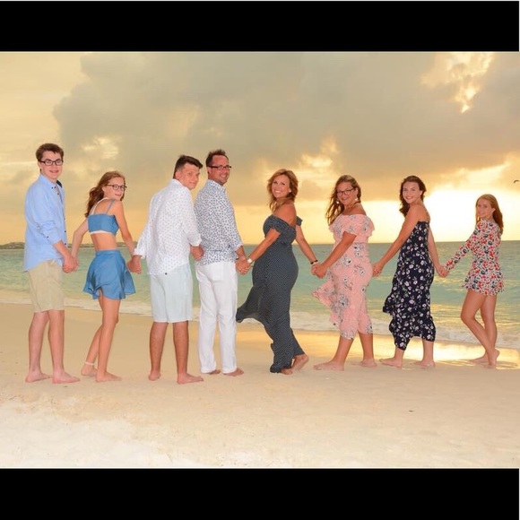 Meet your Posher, Holly - Picture 3 of 3